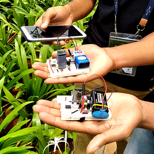 Smart Navigation Gloves