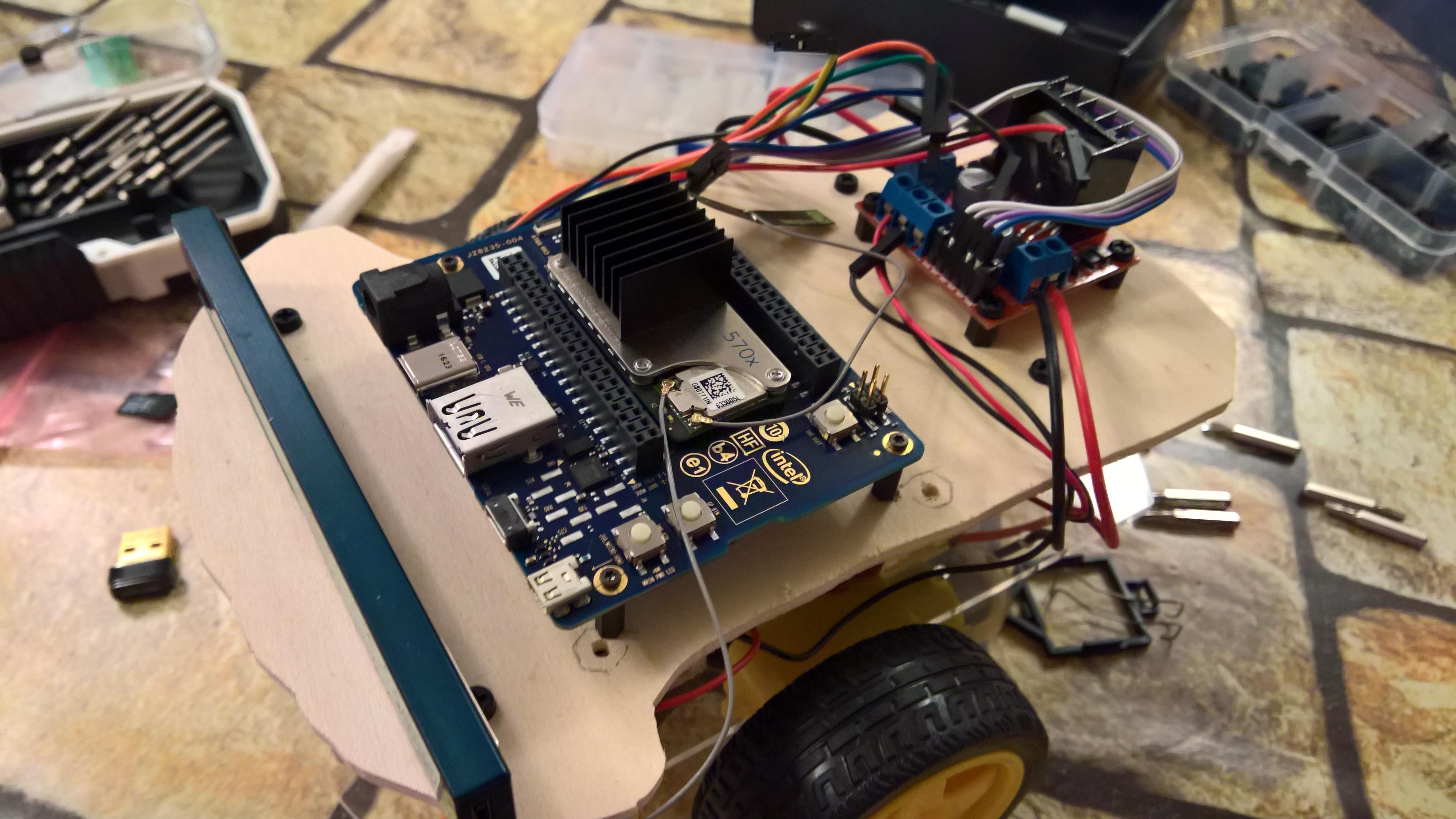 Scan Marbot ScanBot Rover | Intel DevMesh | Marco Dal Pino, 09/14/2016
