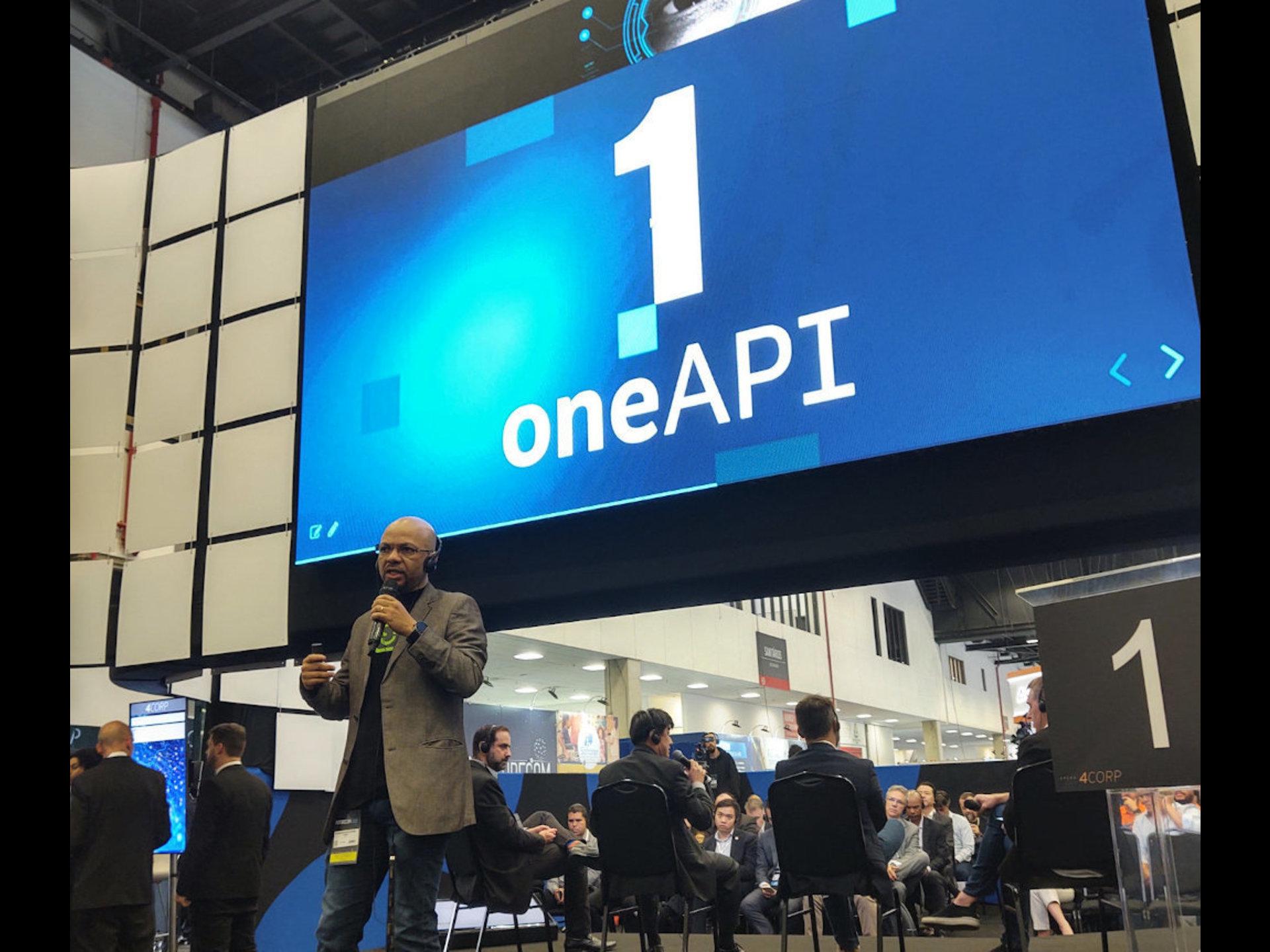 Intel, oneAPI and ARC GPU in Futurecom 2022