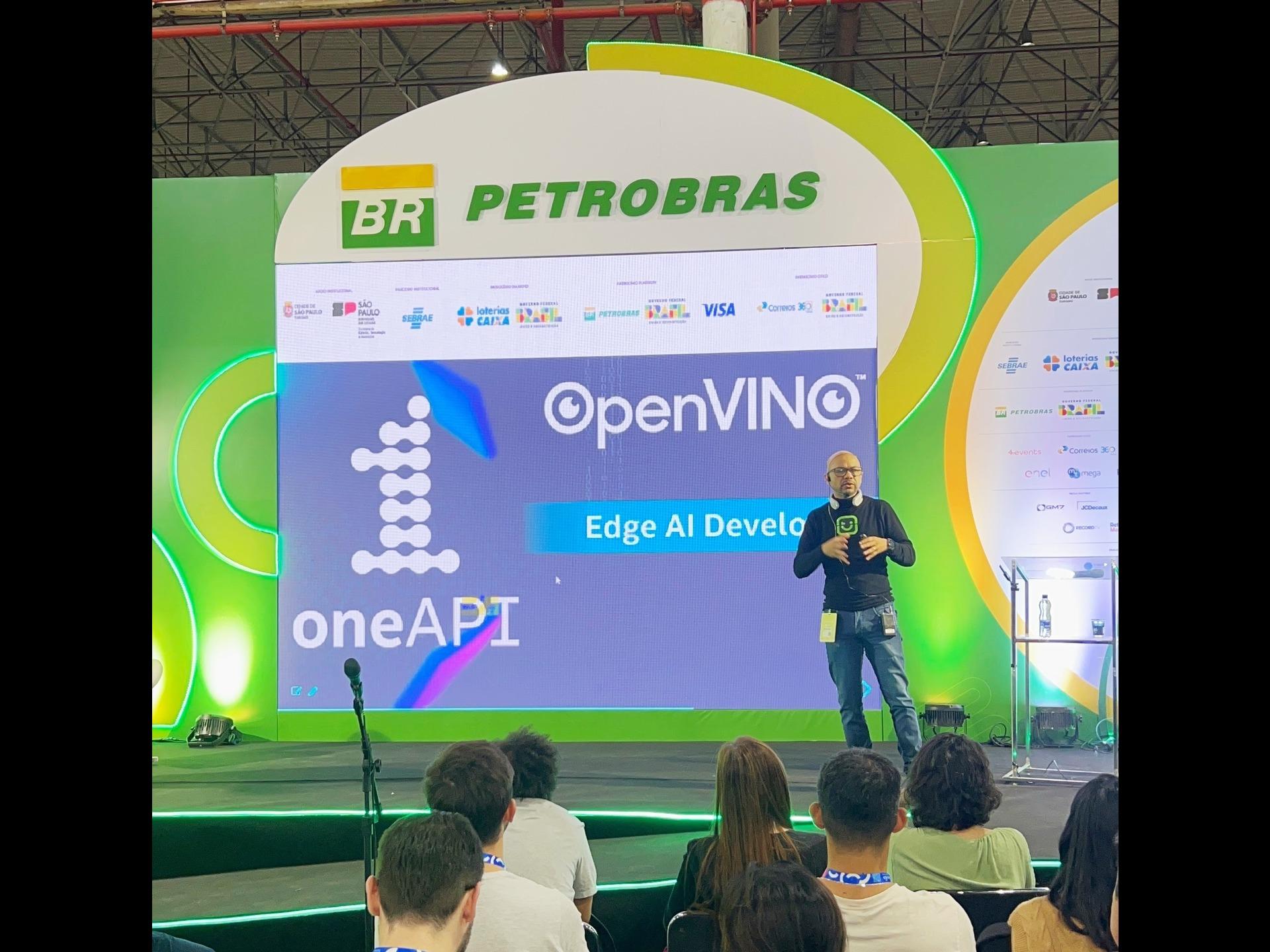 Generative AI and Intel Technologies in Campus Party Brazil