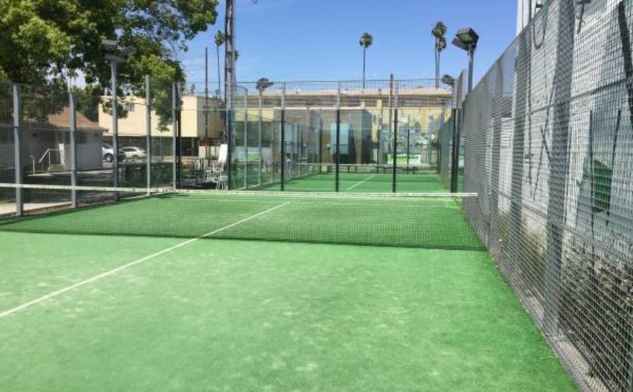 Paddleboard court available in bright and sunny Hollywood, off Sunset Blvd Paddleboard court available in bright and sunny Hollywood, off Sunset Blvd