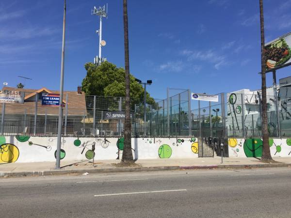 Paddleboard court available in bright and sunny Hollywood, off Sunset Blvd Paddleboard court available in bright and sunny Hollywood, off Sunset Blvd