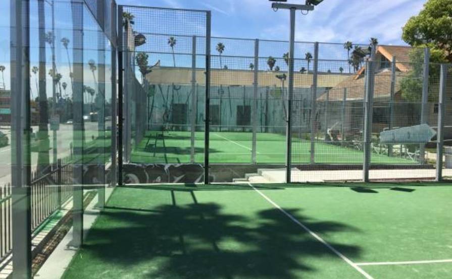 Paddleboard court available in bright and sunny Hollywood, off Sunset Blvd Paddleboard court available in bright and sunny Hollywood, off Sunset Blvd