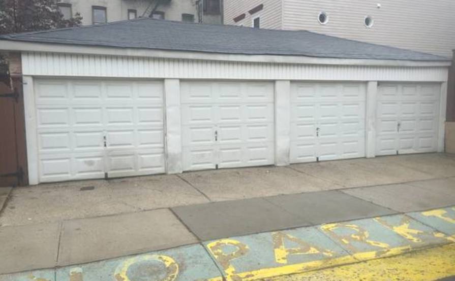 Cheap Storage, 1 Garage Bay available..., Brooklyn, New York, 11220