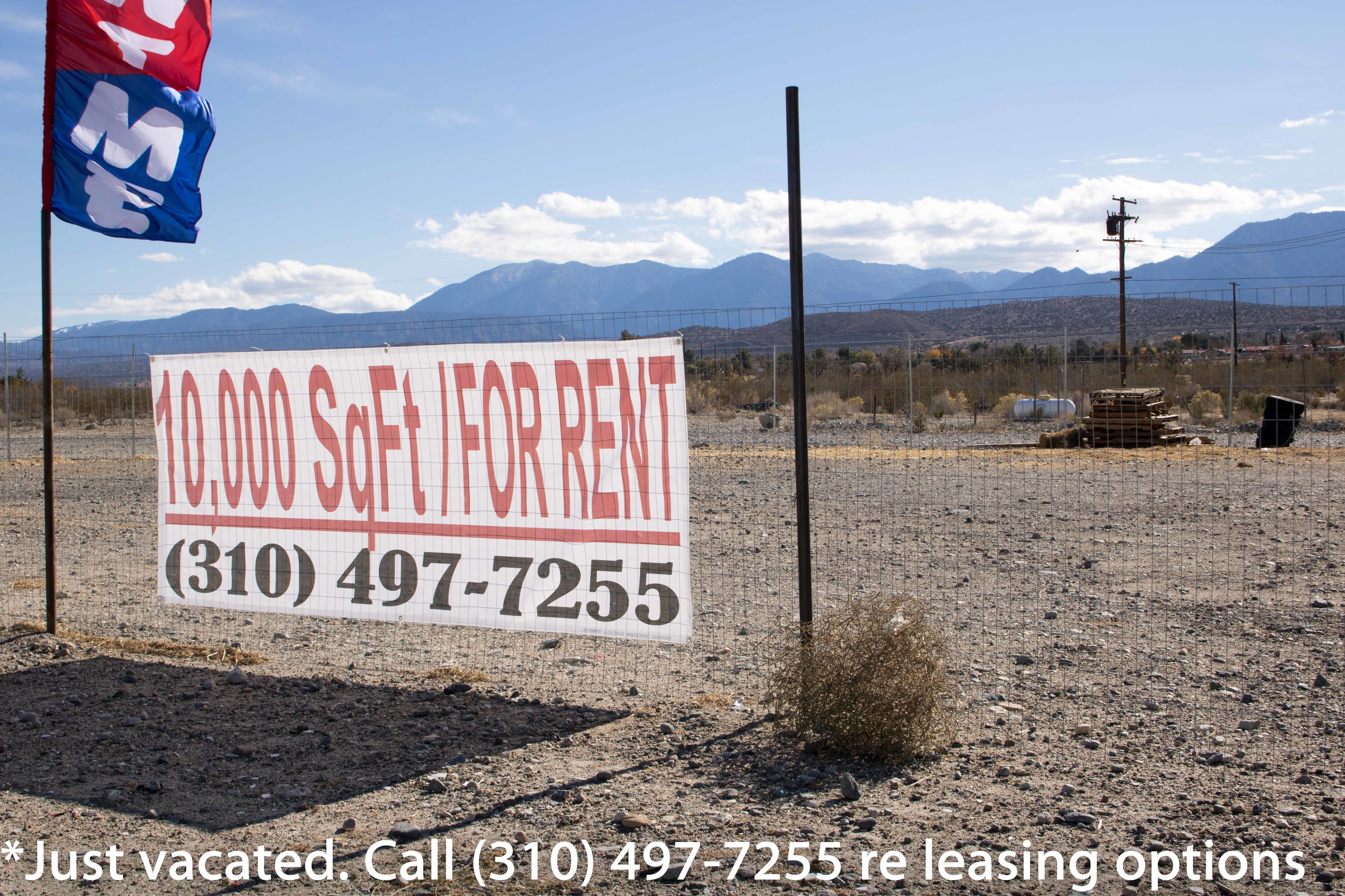 HWY 138 ADJACENT - LAND + SHOPPING CENTER (UP TO GRADED LAND + 70 MARKED PAVED PARKING SPACES); Storage/Basecamp/Filming/storage. Tons parking/fenced area. HWY 138 ADJACENT - LAND + SHOPPING CENTER (UP TO GRADED LAND + 70 MARKED PAVED PARKING SPACES); Storage/Basecamp/Filming/storage. Tons parking/fenced area.